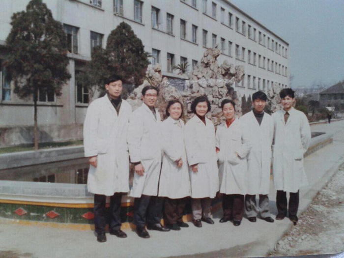 图片2.jpg 图片2.jpg