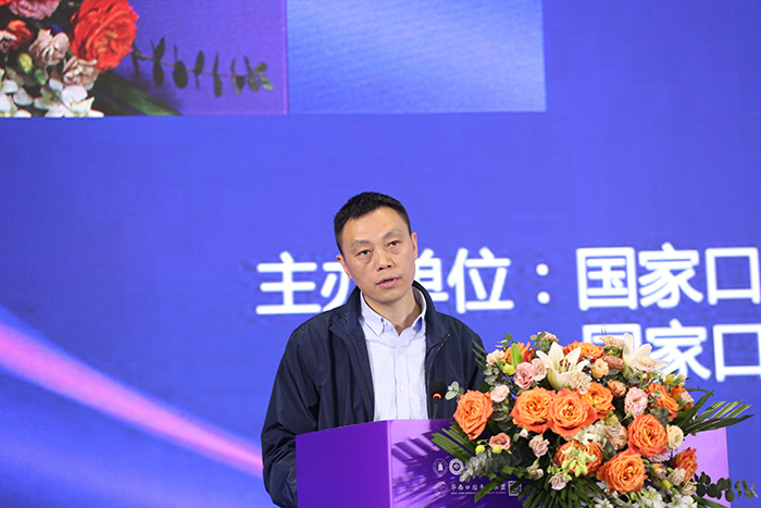 李冰.jpg 李冰.jpg